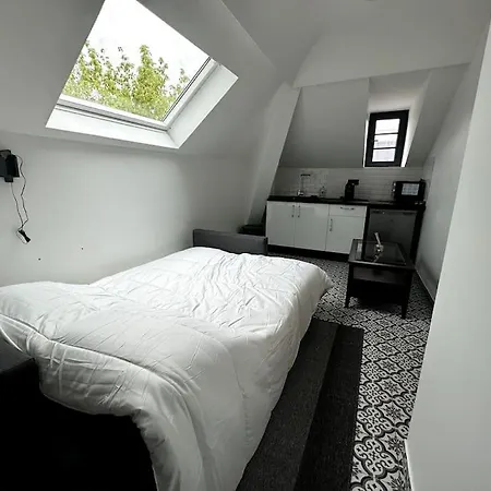 L'Etoile De Seine 77 Appartement 1 Dammarie-les-Lys Exterior photo